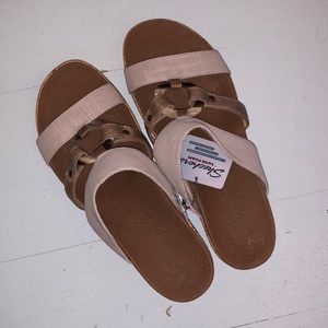 Skechers Luxe Foam Wedge Sandals